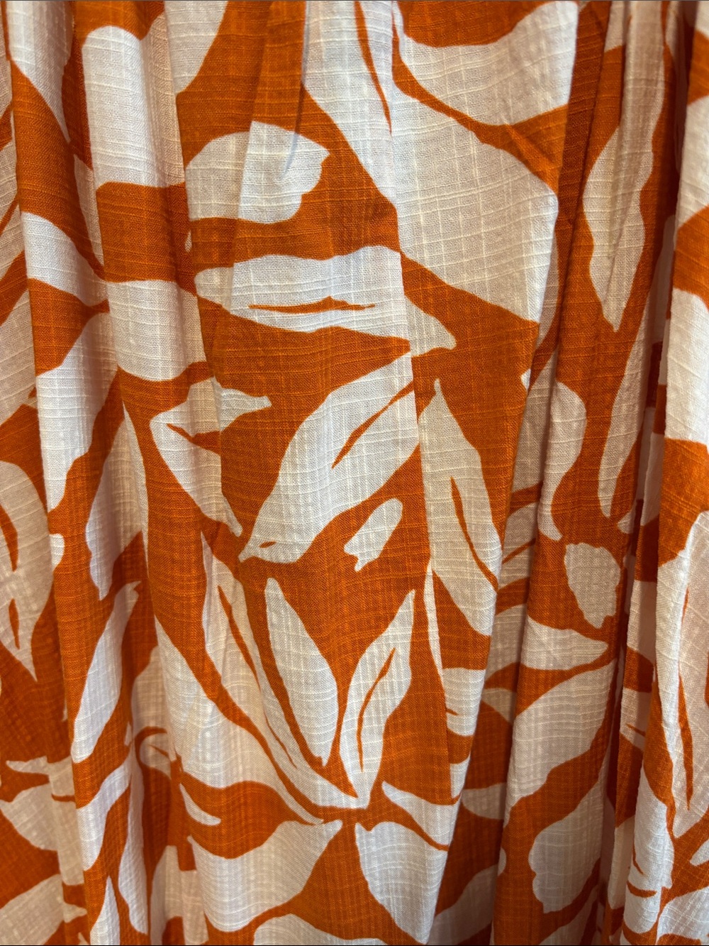 H&M Orange and White Leaf-Print Maxi Dress. 3X - Picture 5 of 8